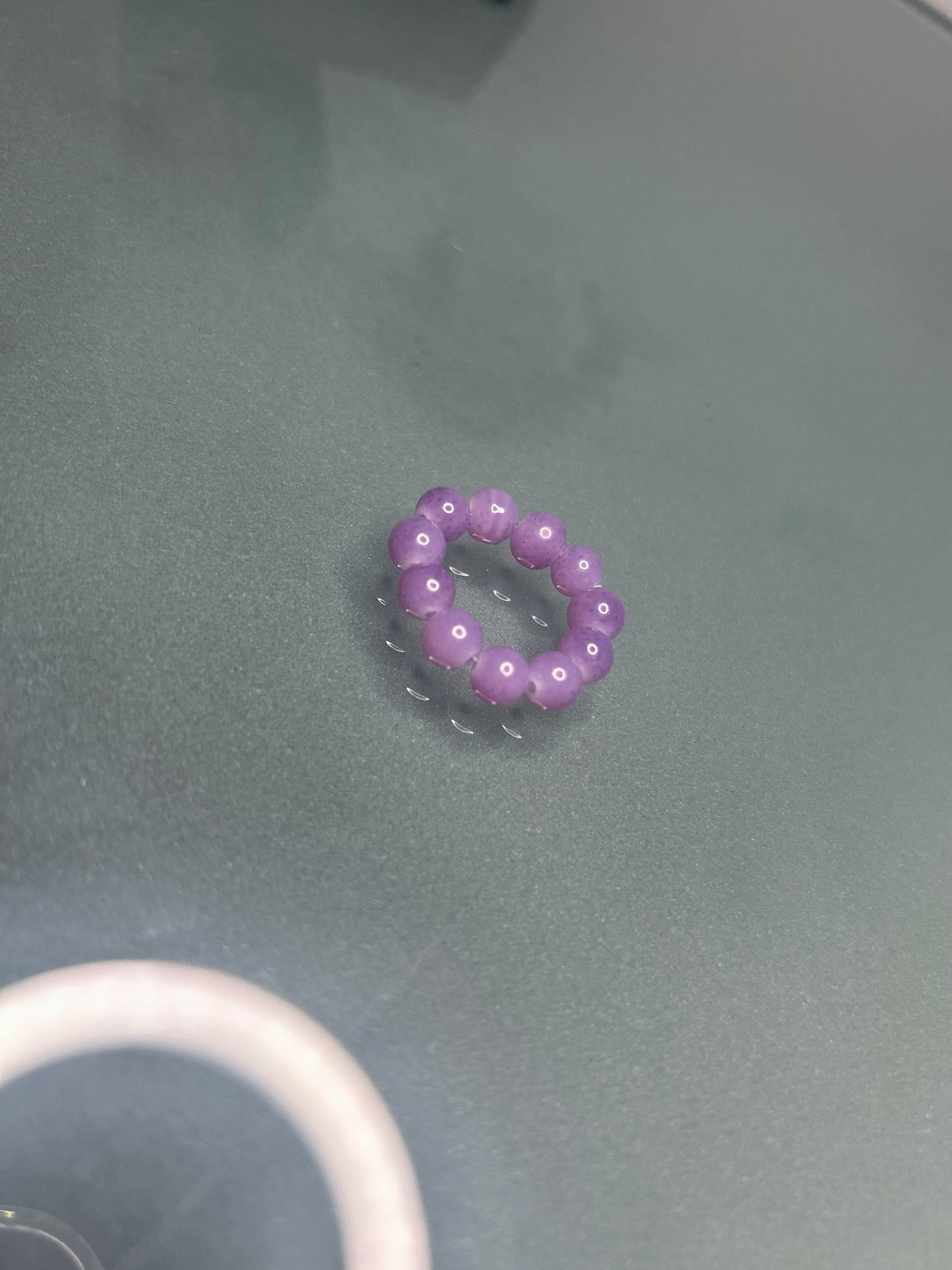 Ring Large 6mm bead purples