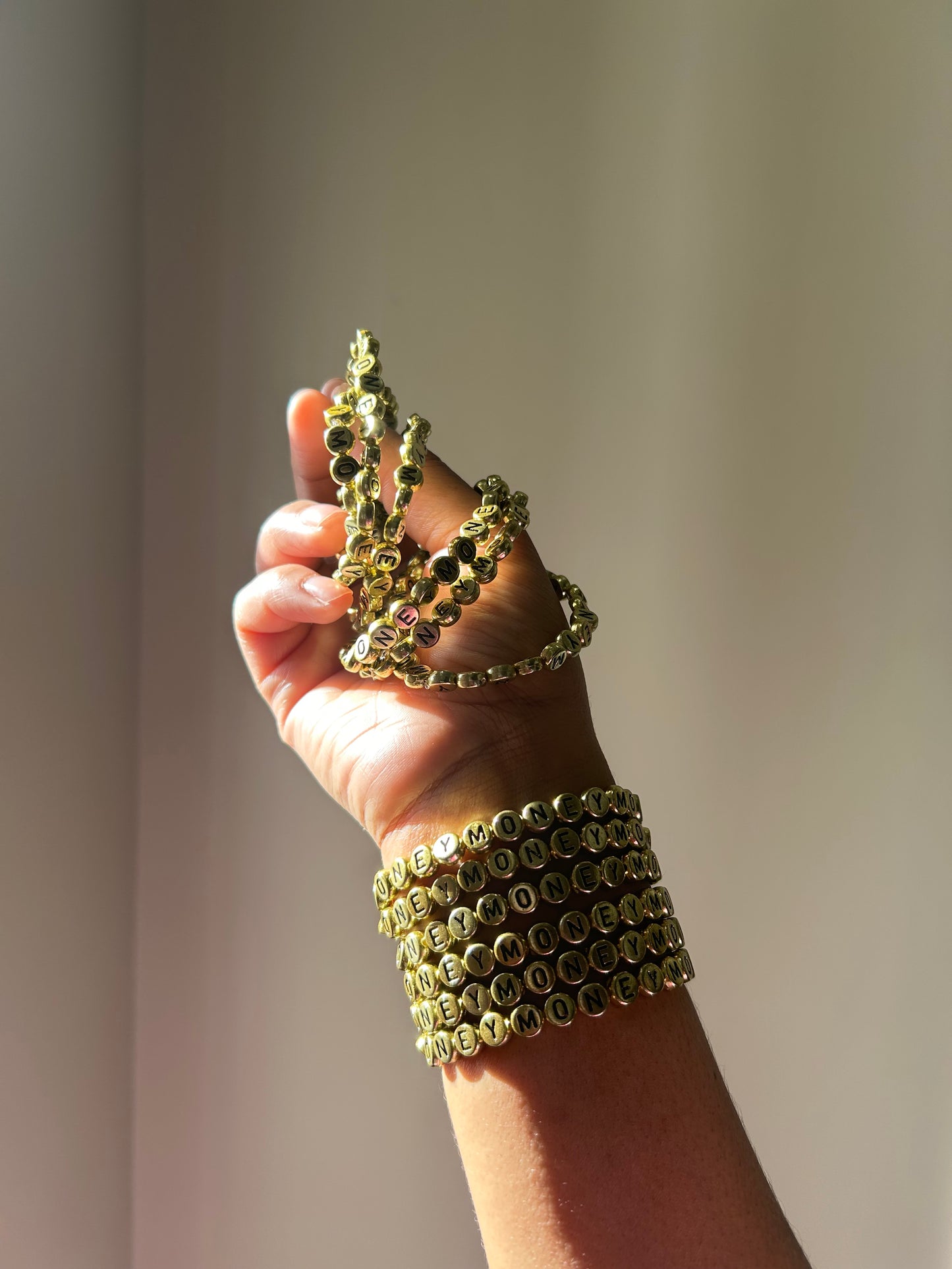 Bracelet M-O-N-E-Y