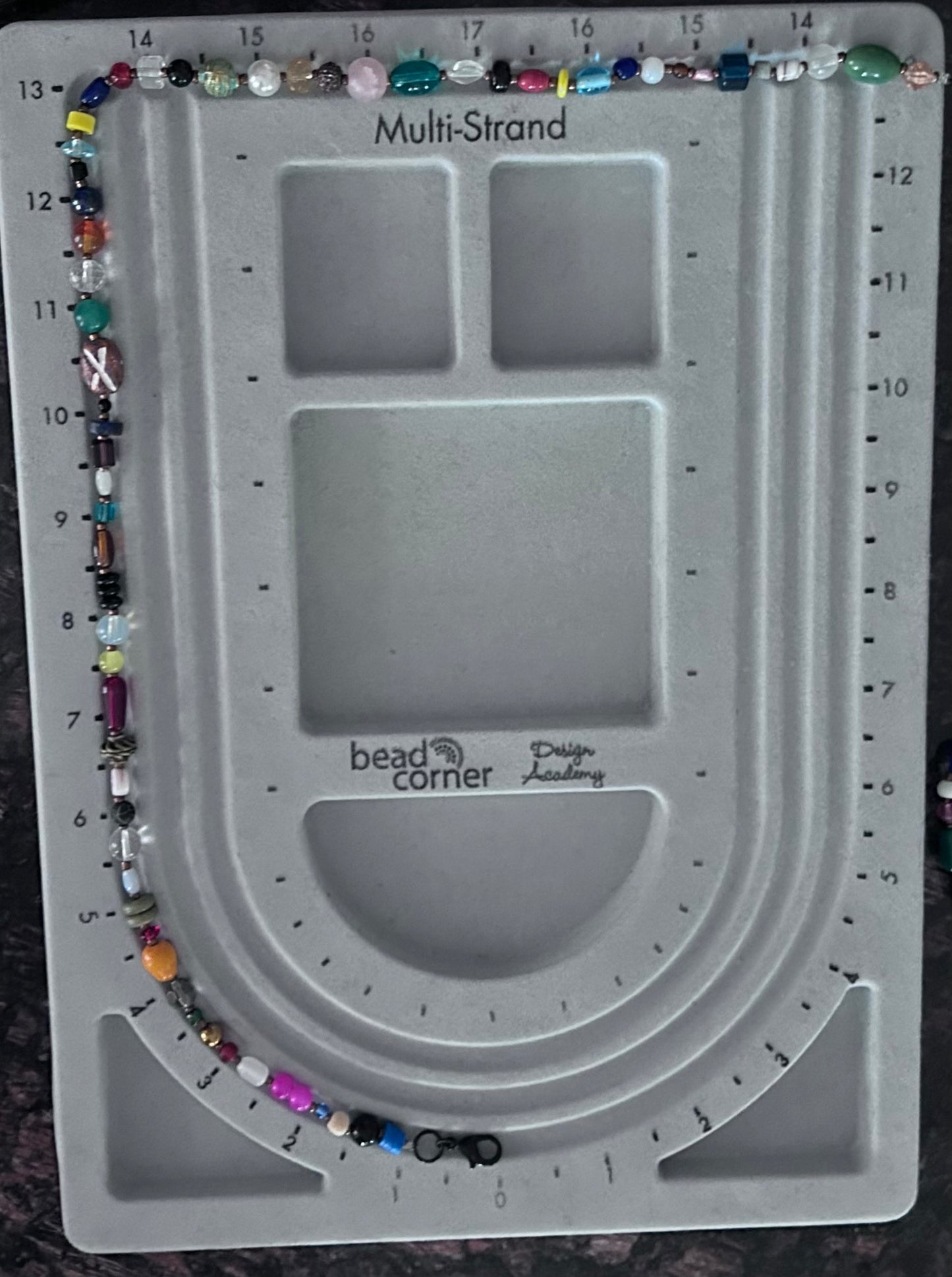 Momz Glass Necklace(1)