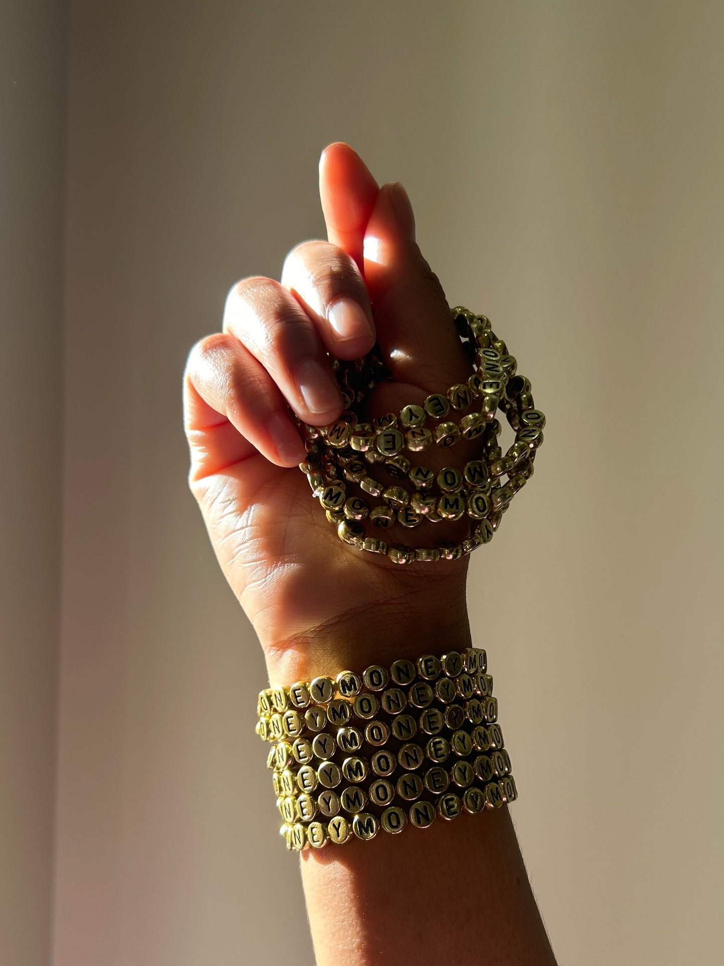 Bracelet M-O-N-E-Y