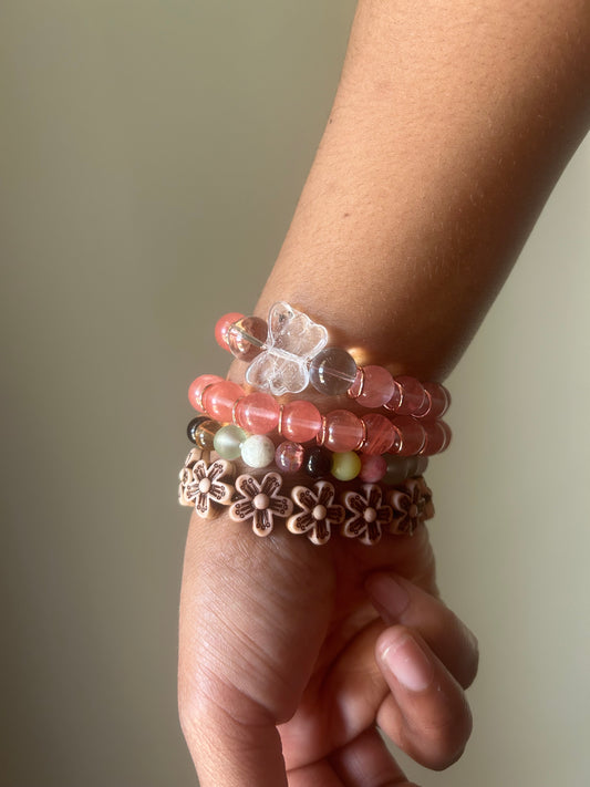 Bracelets pink set